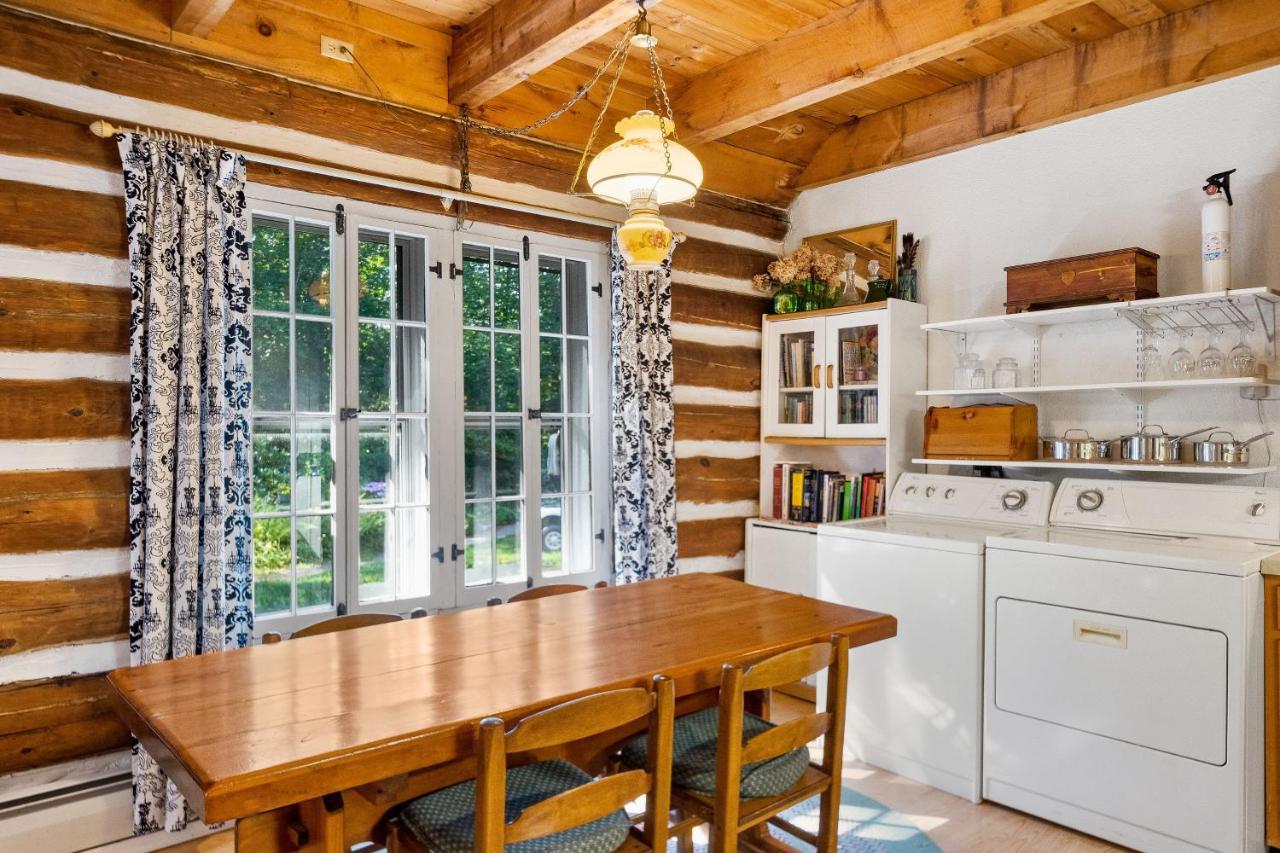 Cozy Condo By Tripp Lake Warrensburg Екстер'єр фото